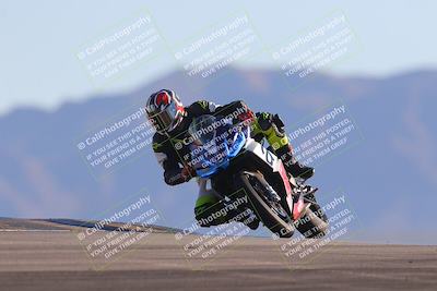 media/Nov-06-2023-Moto Forza (Mon) [[ce023d0744]]/3-Intermediate Group/Session 5 (Turn 9)/